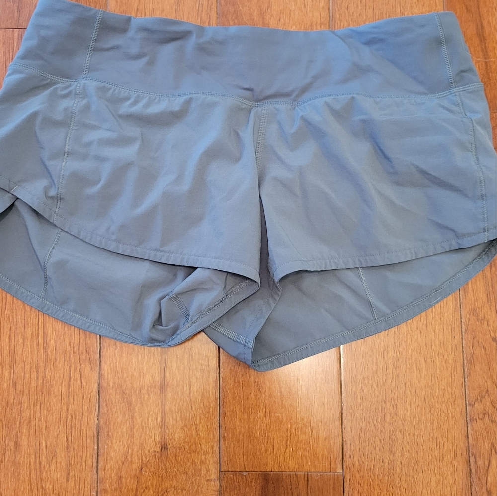 Speed Up Shorts 2.5 low rise size 6